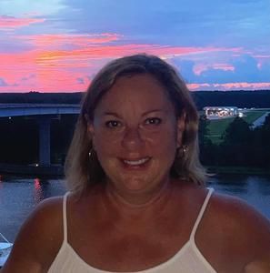 Meet your Posher, Pam